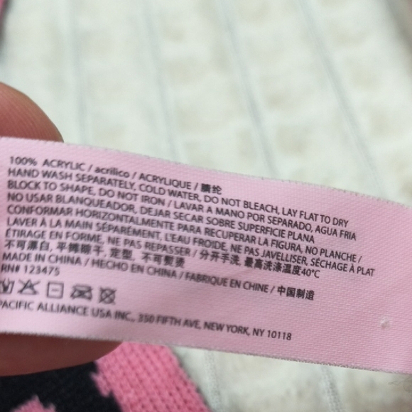 Juicy Couture Pink and Black Knit Scarf - Picture 3 of 6